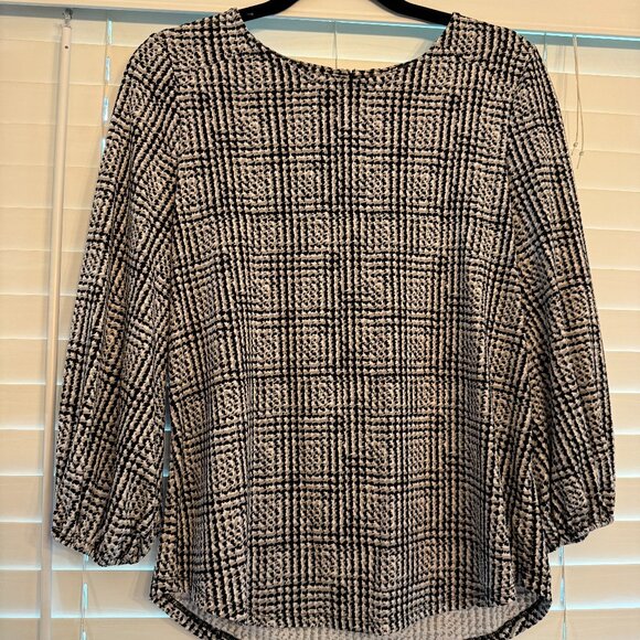 Adrianna Pappell Black & Grey Plaid Cinched Long Bubble Sleeve (Size: M) - Picture 1 of 4